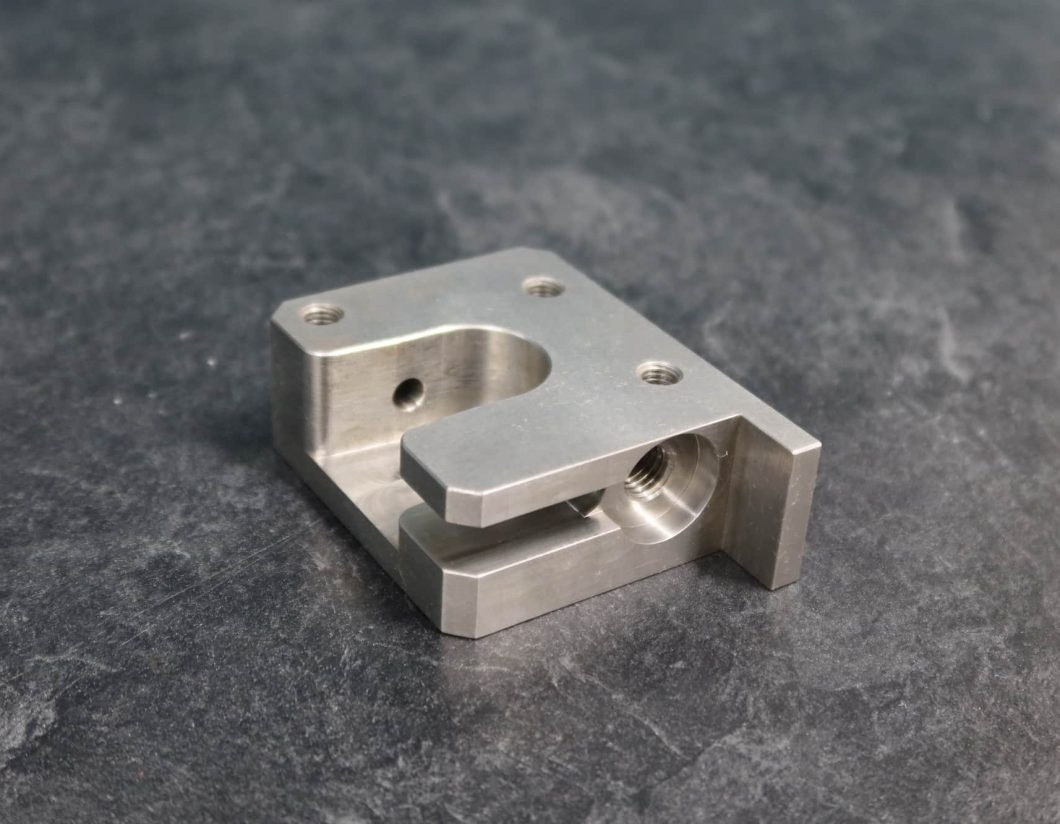 CNC machining of mild & stainless steels UK